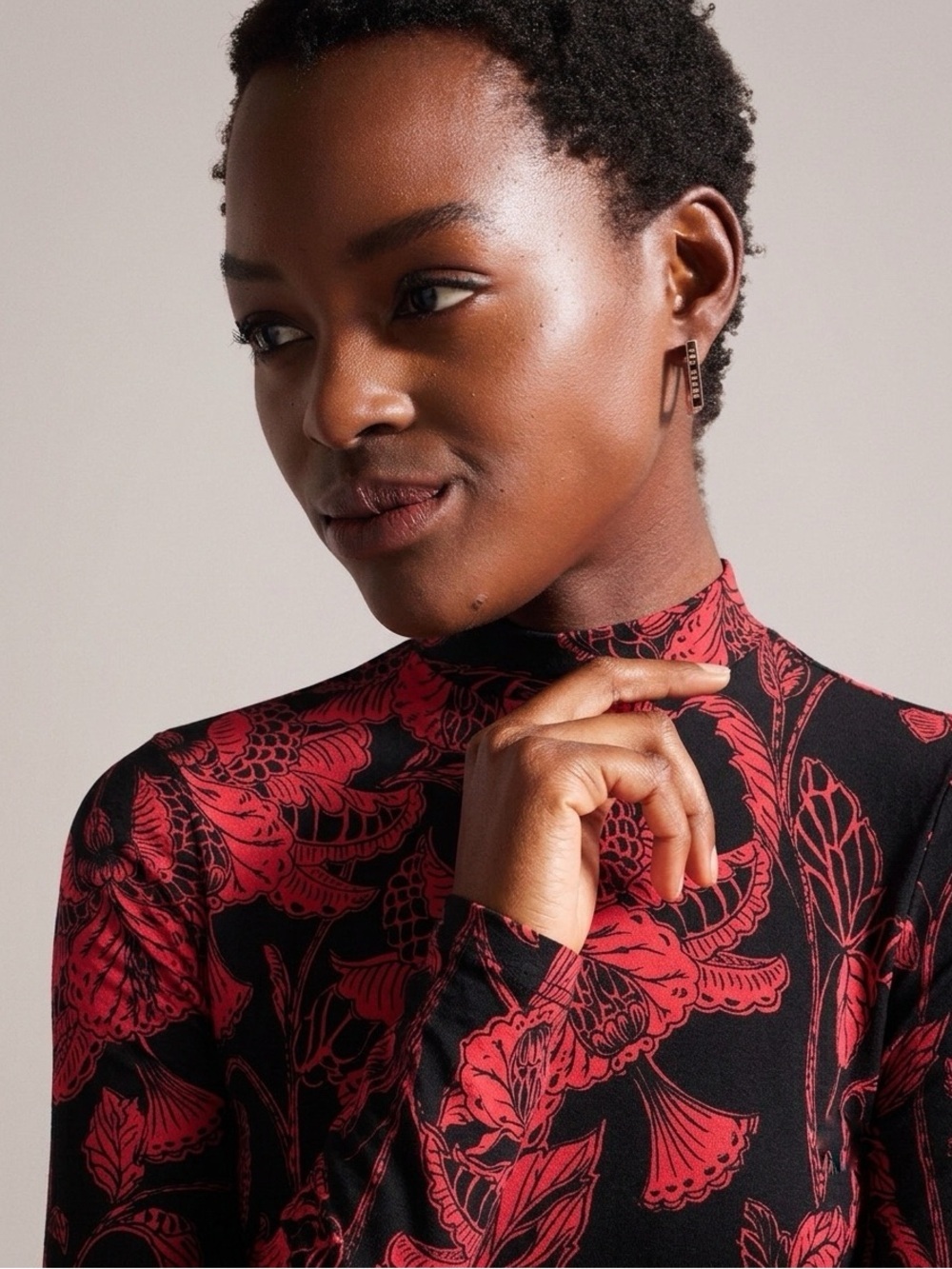 TED BAKER Women's Abyiaah Fitted Floral Long Sleeve Top - Black/ Red, Small - Picture 3 of 10
